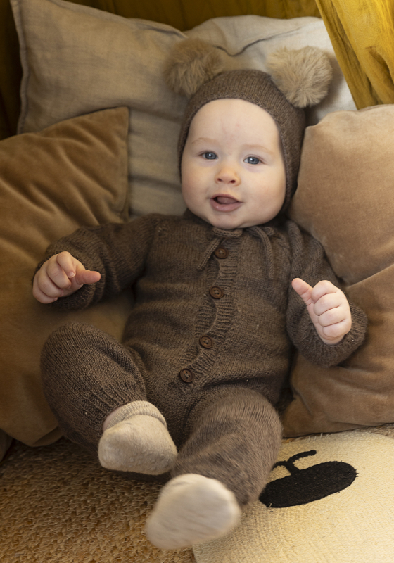 "Olai" Dragt og kyse - Viking Design 2417-20 Kit - 1 - 24 mdr - Viking Trend merino petite, fra Viking