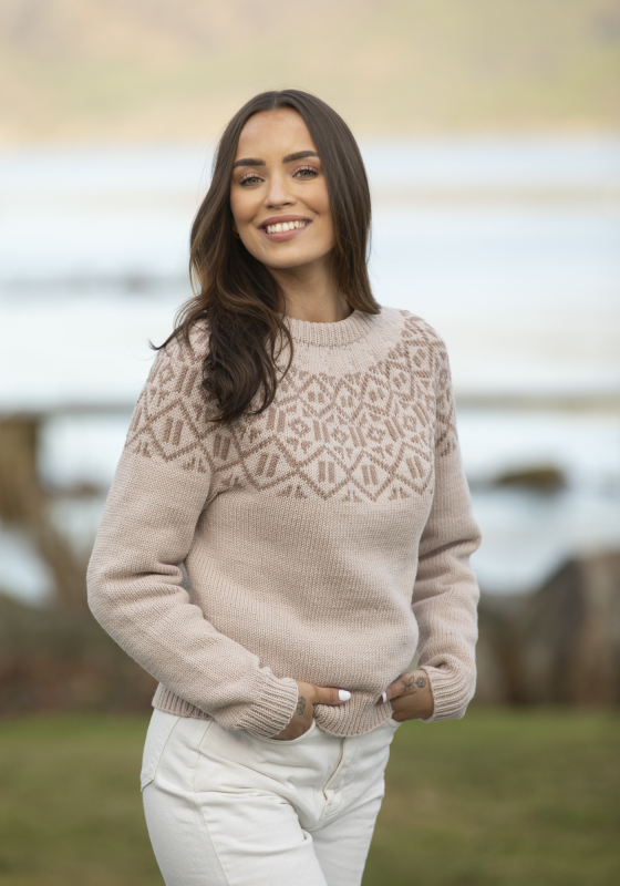 "Allehånde" genser- Viking Design 2209-3 Kit - XS-XXL - Viking Vår, fra Viking