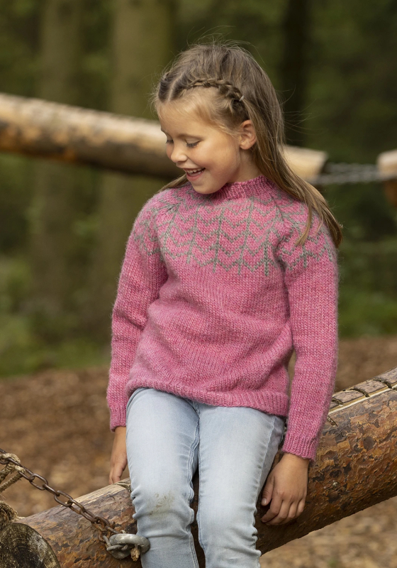 "Gunilla" genser - Viking Design 2332-11A Kit - 2 - 12 år - Viking Wool, fra Viking