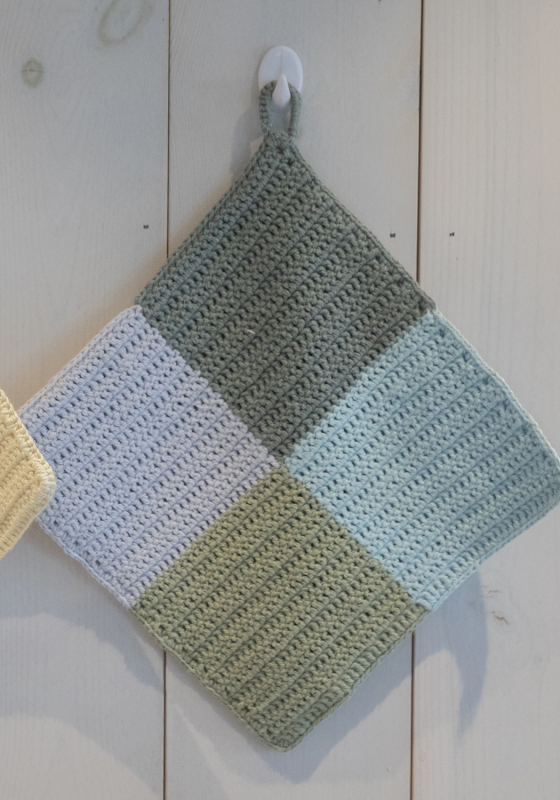 Ruter Grydelap - Viking Design 2427-25B Kit - 22 x 22 cm - Viking Linus, fra Viking