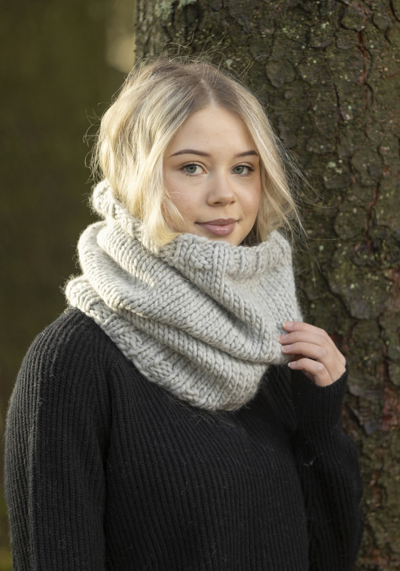 "Emme" Halsedisse - Viking Design 2413-9 Kit - Dame - Viking Lovikka, fra Viking