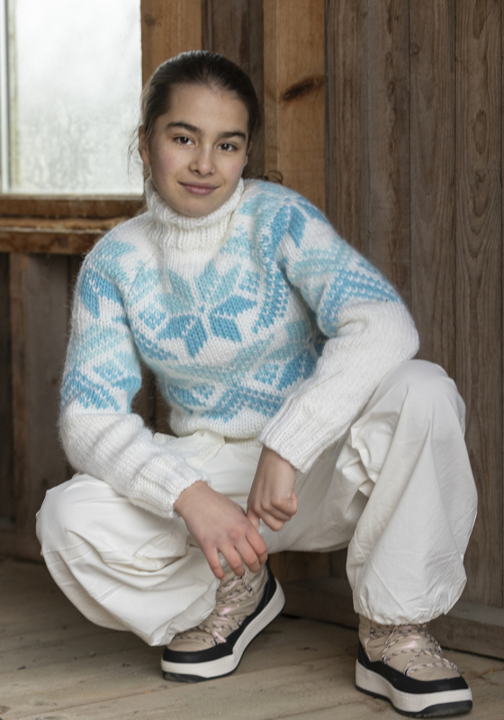 "Sno" genser- Viking Design 2410-4C Kit - 4 - 12 år - Viking Snorre, fra Viking