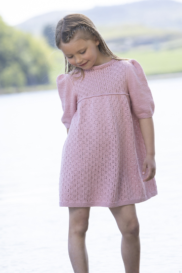 Maijas Kjole - Viking Design 2325-1 Kit - 2 - 12 år - Viking Bjørk