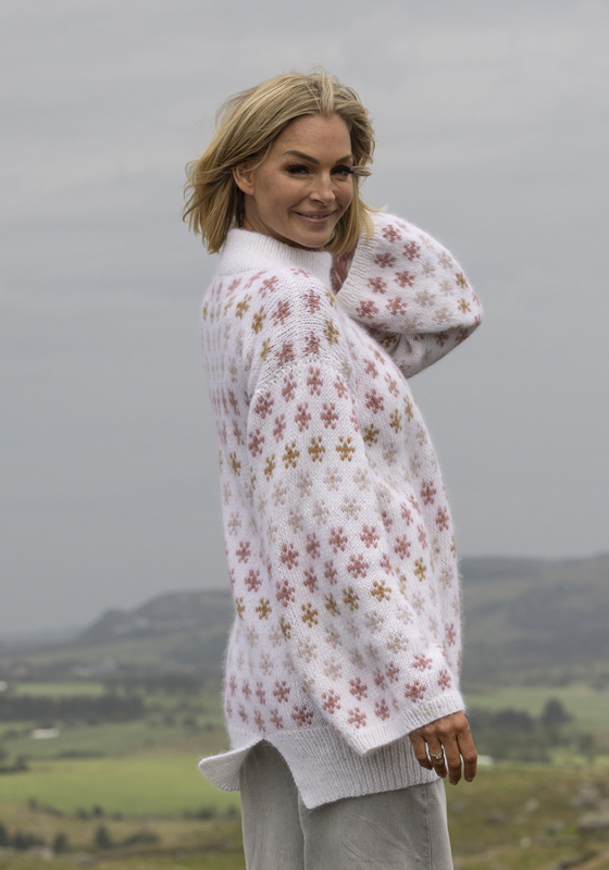 "Myrulla" Genser - Viking Design 2519-11 Kit - XS-XL - Viking Alpaca Bris, fra Viking