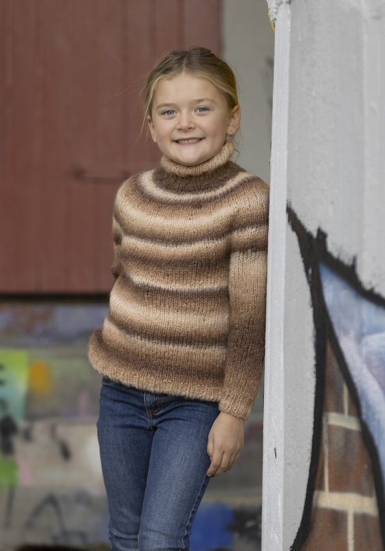 "Albus" Genser - Viking Design 2337-1B Kit - 2-12 år - Viking Alpaca Bris Multi, fra Viking