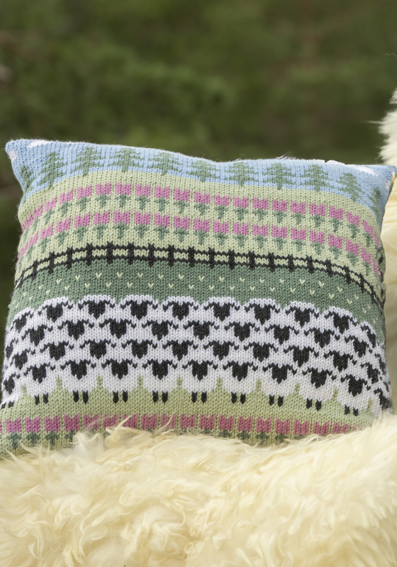 Flokken på ferie pude - Viking Design 2427-17A Kit - 40 x 40 cm - Viking Merino, fra Viking