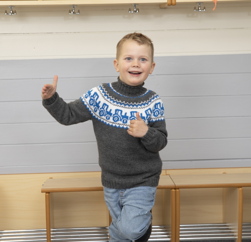 Traktor genser - Viking Design 2110-5B Kit - 2 - 12 år - Viking Frøya, fra Viking