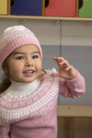 Ludo Genser og hue - Viking Design 2110-8 Kit - 2 - 12 år - Viking Frøya