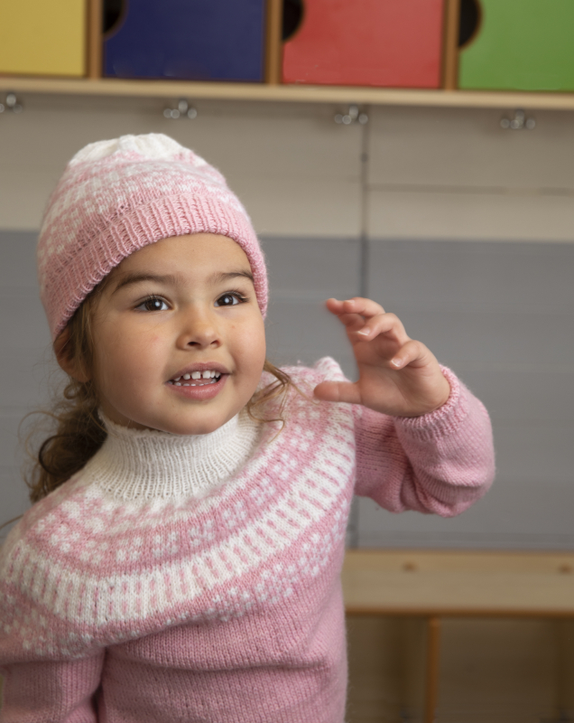 Ludo Genser og hue - Viking Design 2110-8 Kit - 2 - 12 år - Viking Frøya, fra Viking