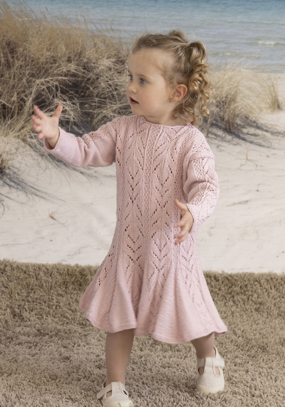 "Bølge" kjole - Viking Design 2613-7B Kit - 2-12 År - Viking Bambino, fra Viking