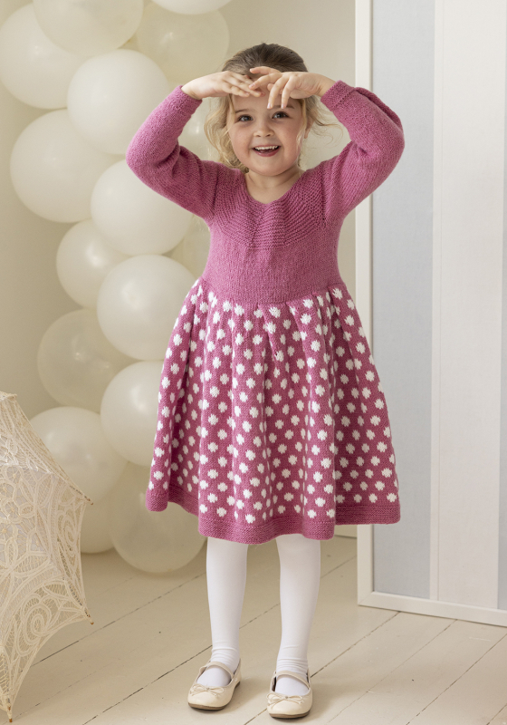 Olivia kjole – Viking Design 2607-4A Kit – 1 – 12 år – Viking Alpaca Lille Storm, fra Viking